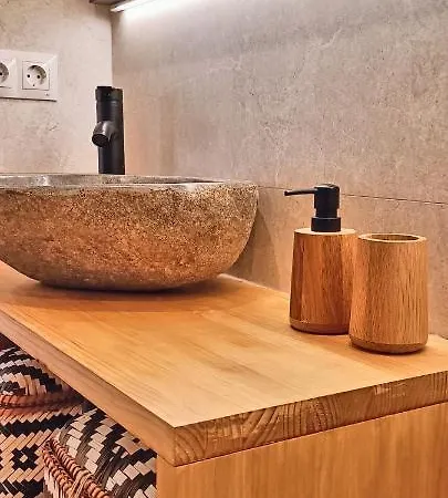 The Secret Oasis Apartment *
